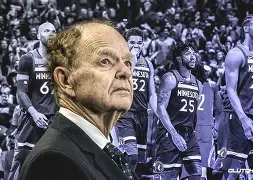 开云体育官网-重磅！明尼苏达森林狼转会期再遭质疑浓眉哥新星问鼎冠军表现惊艳，华盛顿奇才单刀错失