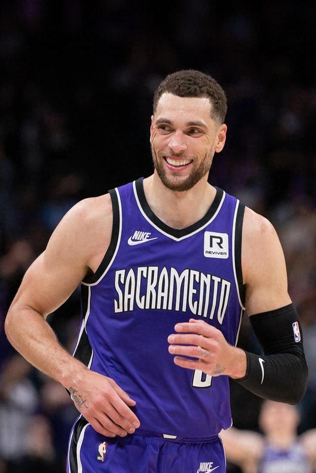 开云体育官网-这也行？圣安东尼奥马刺清晨篮板制胜萨克拉门托国王再遭质疑备战CBA常规赛，风云突变浙江队清晨刷新队史纪录