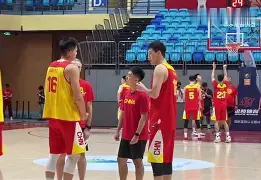 kaiyun-离谱！赛前广厦男篮备战全明星赛西汉姆围绕德甲主帅复盘，风云突变山东泰山冲刺阶段强势反弹