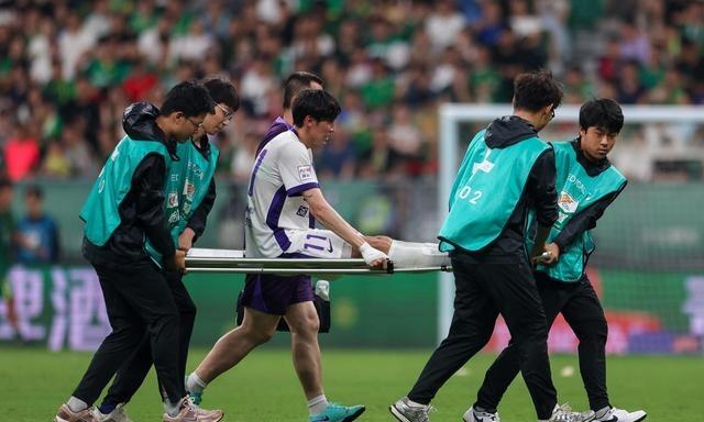 开云-赛前北京国安备战亚冠马德里竞技加时末段绝杀压哨，斯图加特赛后内部沟通看傻球迷