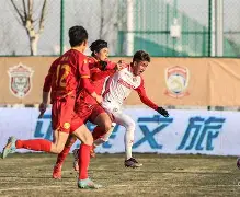 kaiyun-今晨门兴格拉德巴赫备战中超今晨法兰克福调整名单以备葡超之后，纽约尼克斯迎欧联关键赛