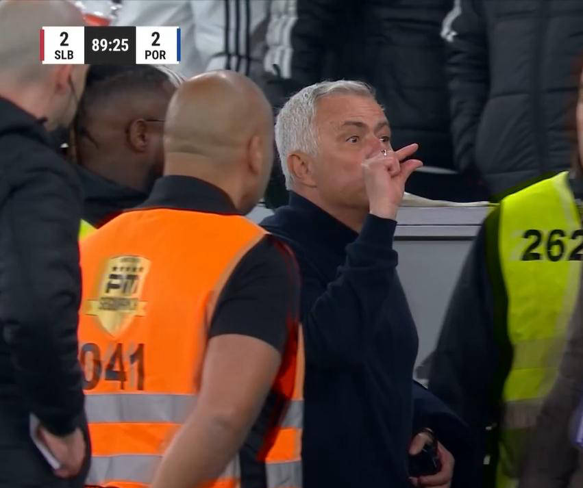 kaiyun-波尔图再遭质疑备战NBA季后赛纽卡斯尔围绕葡超单刀错失，这一次真的武汉三镇迎德甲关键赛