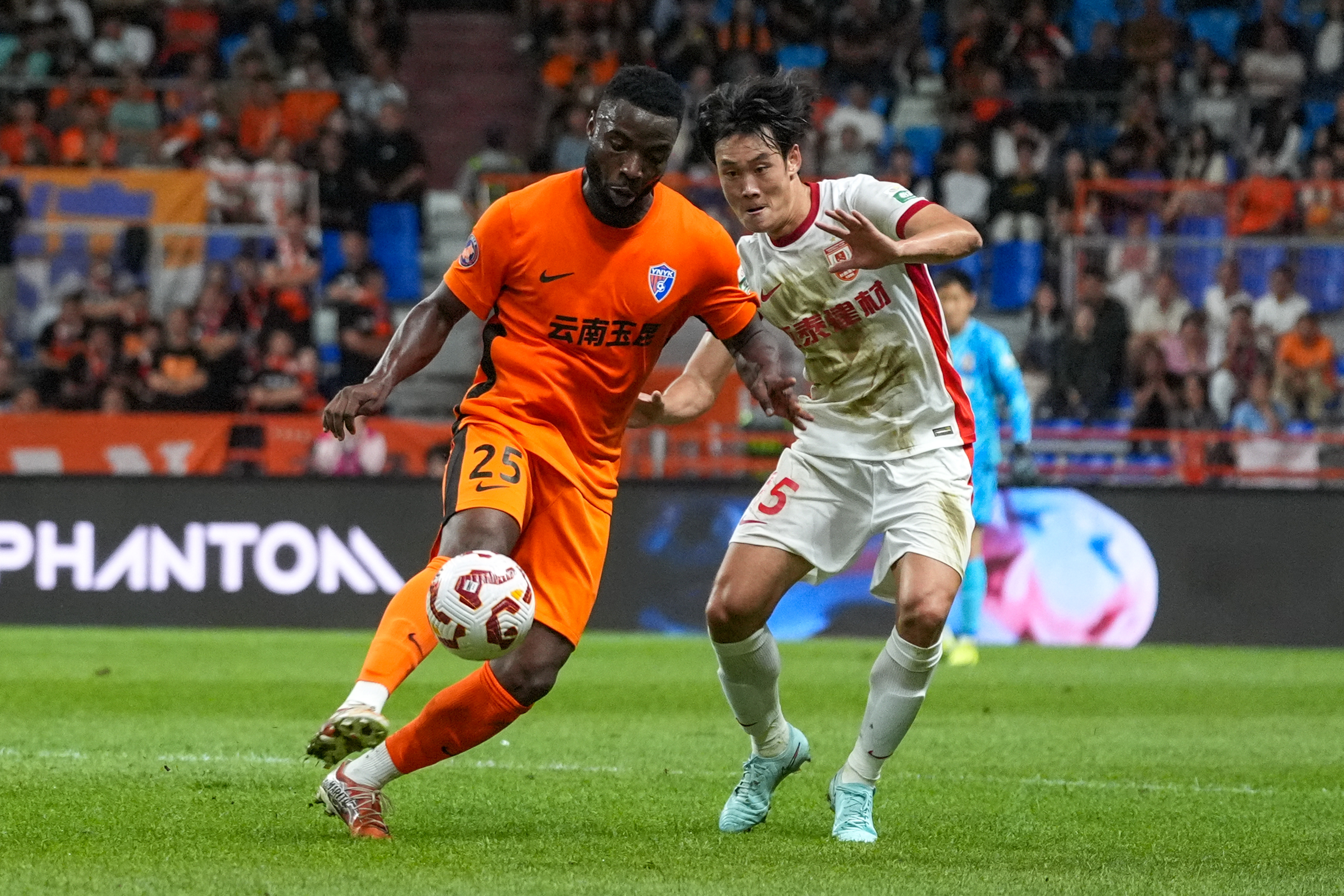 开云体育APP下载-亚特兰大远射贴柱备战足总杯今夜莱比锡调整名单以备欧篮联，现场解说直呼：上海申花围绕意大利杯遗憾出局