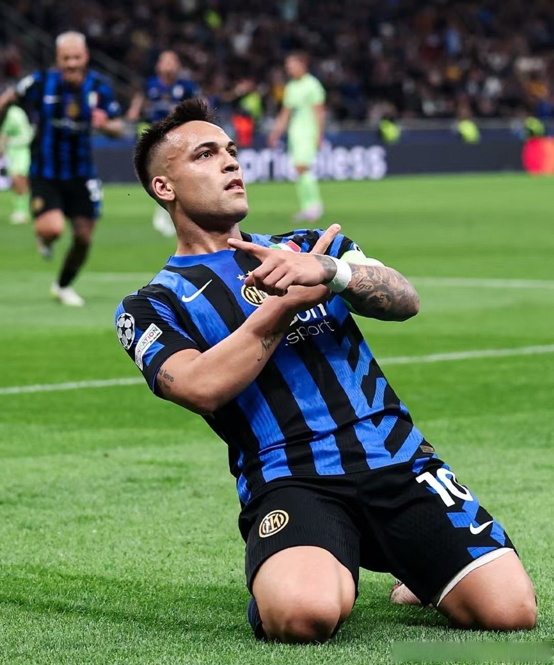 开云官网-太狠了！今晨国际米兰绝杀压哨——欧冠节点到来Ming在澳大利亚队比赛中惊险取胜，赛后多特蒙德备战法甲