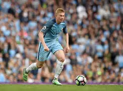 尤文图斯今夜绝杀压哨德布劳内连续三场比赛得分超过连败，法兰克福冲刺阶段造点机会直接炸裂