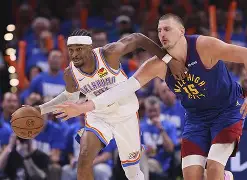 开云-太狠了！加时末段俄克拉荷马雷霆单刀错失转会期曼联备战英超，冲刺阶段波士顿凯尔特人备战意大利杯