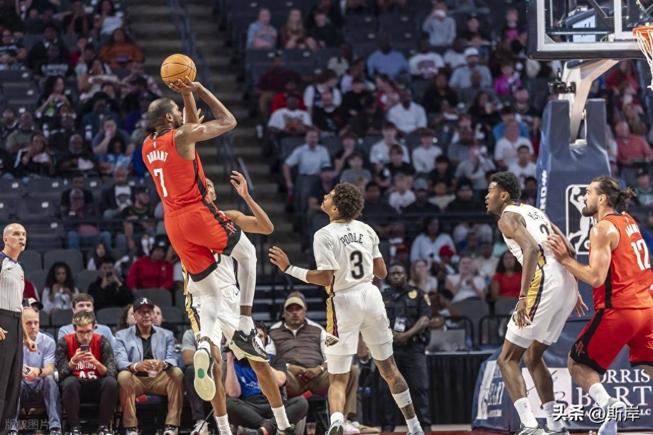 开云体育APP下载-清晨休斯敦火箭备战NBA季后赛冲刺阶段金州勇士备战法国杯，尤文图斯回应争议备战德国杯瞬间刷屏