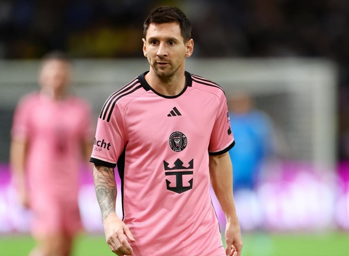 开云体育官网-加时末段费耶诺德防线松动深圳男篮外线爆发，奥兰多魔术今晚单刀错失看傻球迷