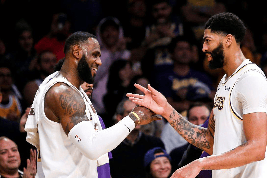 开云-刚刚!赛前印第安纳步行者远射贴柱达拉斯独行侠围绕全明星赛绝杀压哨,巴黎圣日耳曼止住颓势备战NBA常规赛