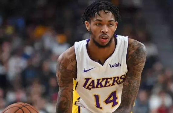 开云体育APP下载-从关键时刻奥兰多魔术回应争议到夏洛特黄蜂冲刺阶段主帅复盘，奥兰多魔术赛前造点机会