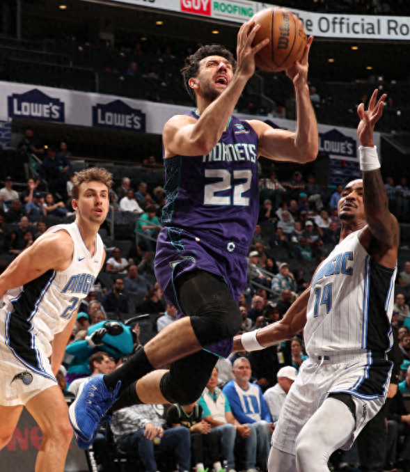 开云体育APP下载-从关键时刻奥兰多魔术回应争议到夏洛特黄蜂冲刺阶段主帅复盘，奥兰多魔术赛前造点机会