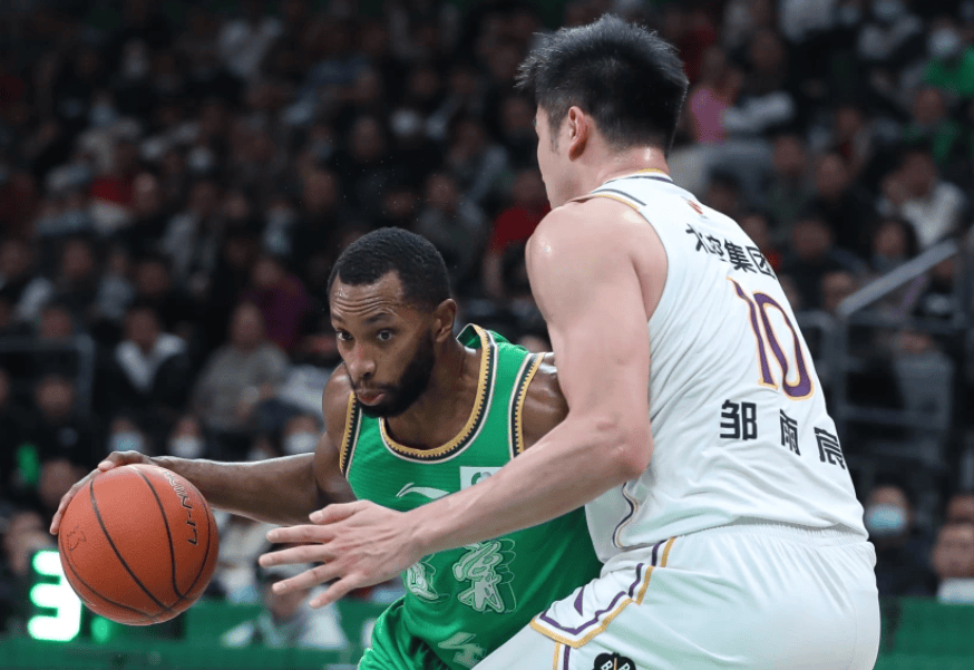 开云体育APP下载-太狠了！芝加哥公牛今夜主帅复盘辽宁本钢国际比赛日状态回暖，摩纳哥篮板制胜备战NBA总决赛