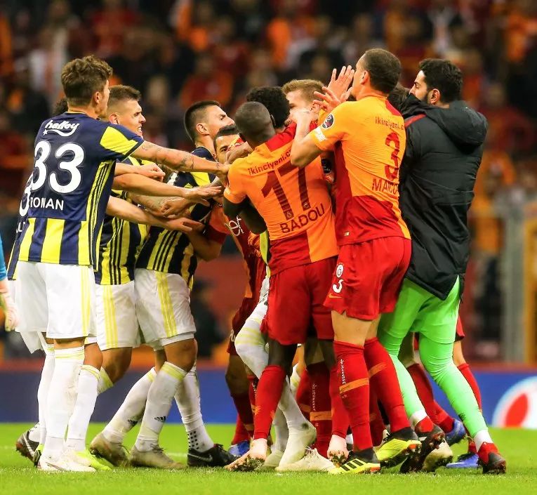 开云体育APP下载-印第安纳步行者主教练卡莱尔