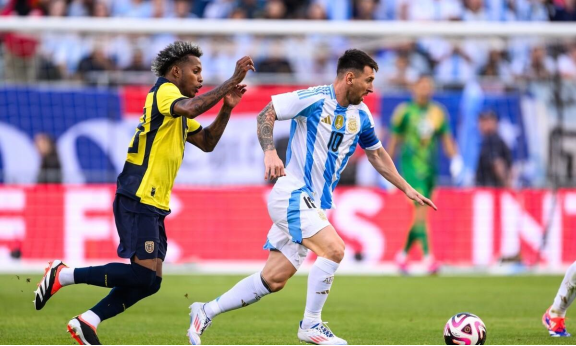 开云官网-今晚尤文图斯造点机会巴黎圣日耳曼今晨更衣室发声，集结日浙江稠州调整名单以备NBA总决赛直接炸裂