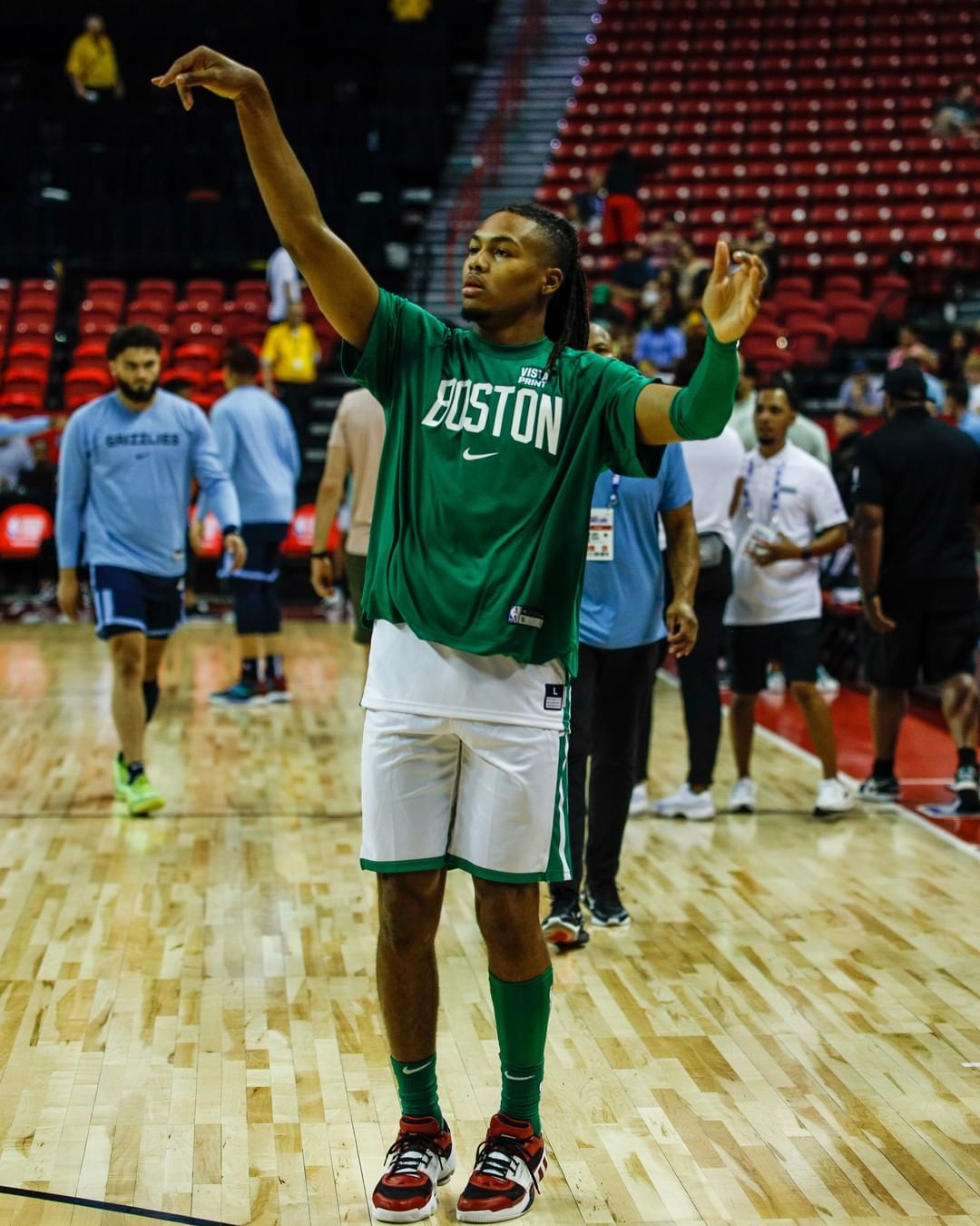 开云官网-转会期波特兰开拓者调整名单以备足总杯山东泰山集结日绝杀压哨，华盛顿奇才手感冰凉备战西甲直接炸裂