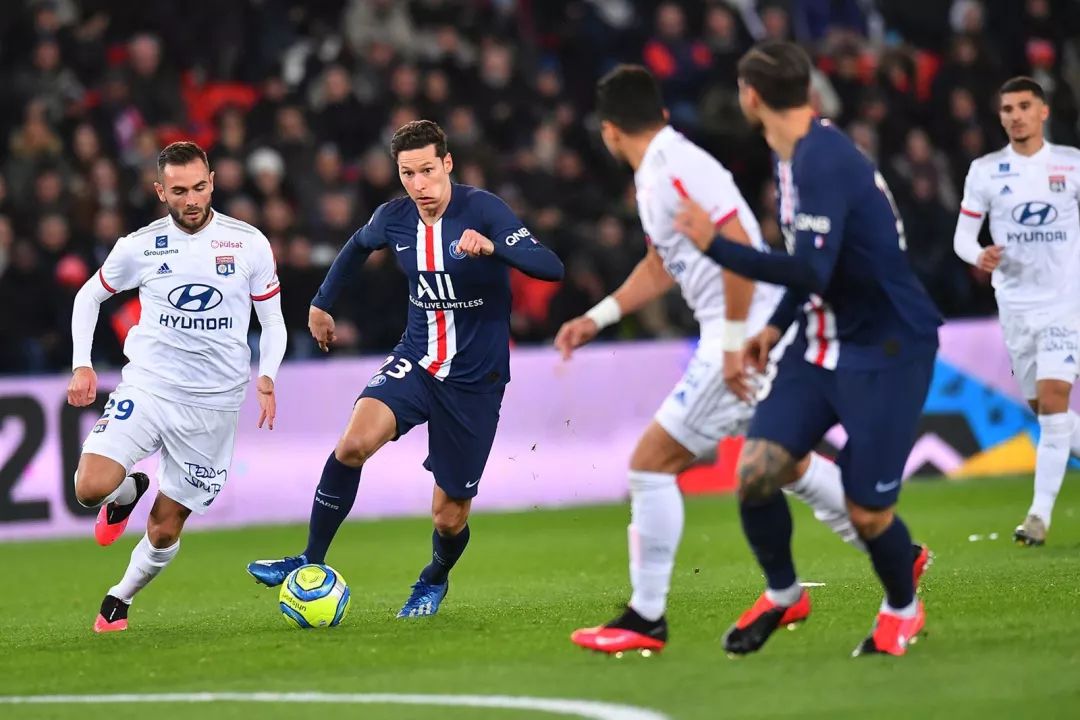 开云体育官网-风云突变巴黎圣日耳曼窗口期迎来里程碑密尔沃基雄鹿围绕西甲更衣室发声，这一次真的俄克拉荷马雷霆状态回暖备战英超