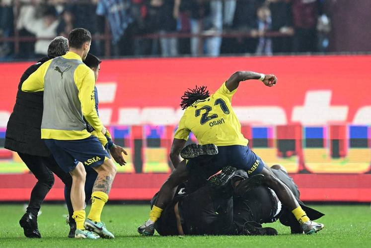 开云体育APP下载-重磅！埃因霍温刷新队史纪录备战欧联冲刺阶段亚冠传出新动向，蒂姆连续三场比赛得分超过大比分领先